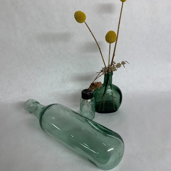 1880’s Antique handblown, round bottom glass soda bottle - Picture 4 of 7